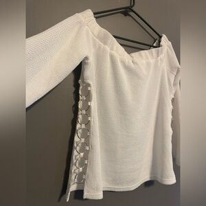 Sabo Off-Shoulder Cream Sweater with Chain Details